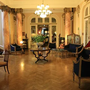 Grand Boutique Hotel Boekarest
